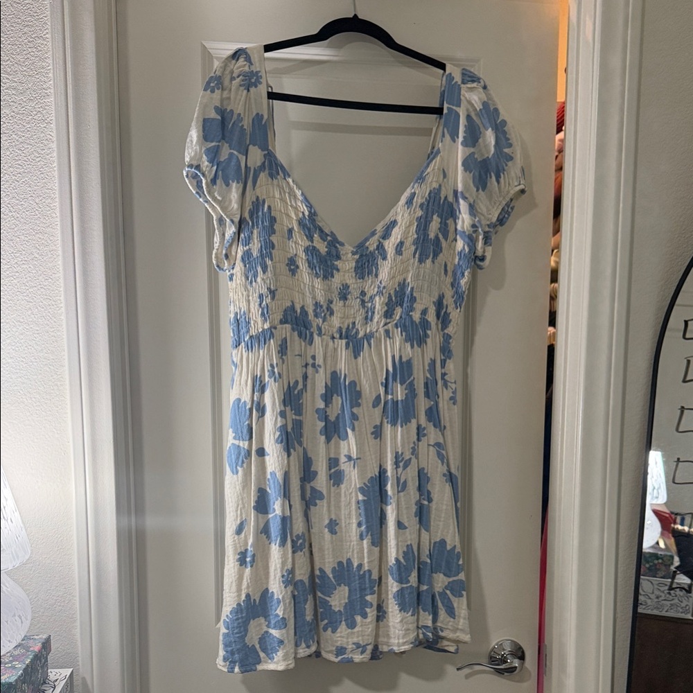 American Eagle Outfitters Blue Floral Dress